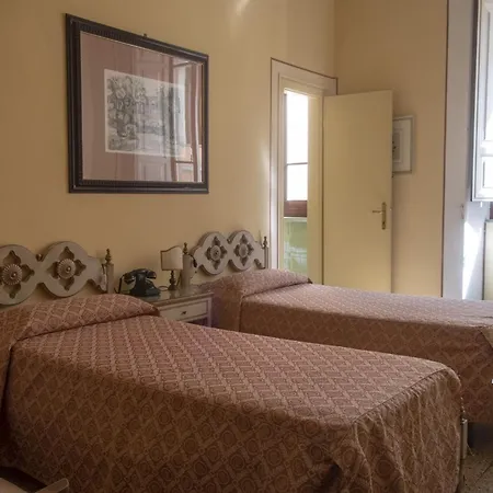 Royal Victoria Otel Pisa