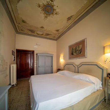 Hotel Royal Victoria 3*