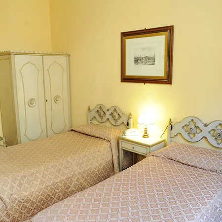 Hotel Royal Victoria 3*